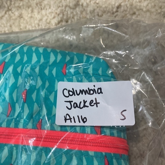 Columbia Women’s Windbreaker Rain Jacket Teal and Hot Pink Aztec Print Sz Small - Picture 12 of 12